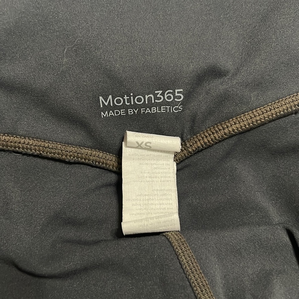 XS leggings gray